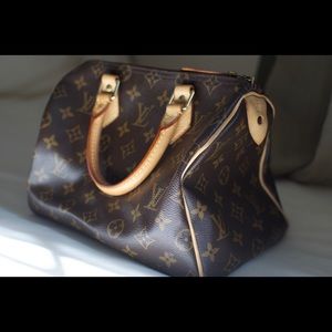 Louis Vuitton Speedy 25